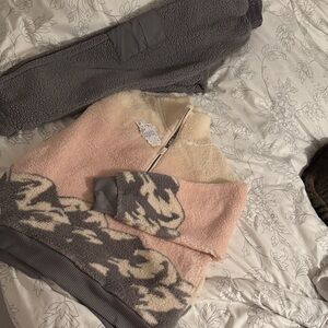 Hippie Rose Pink and Gray Patterned Sweater